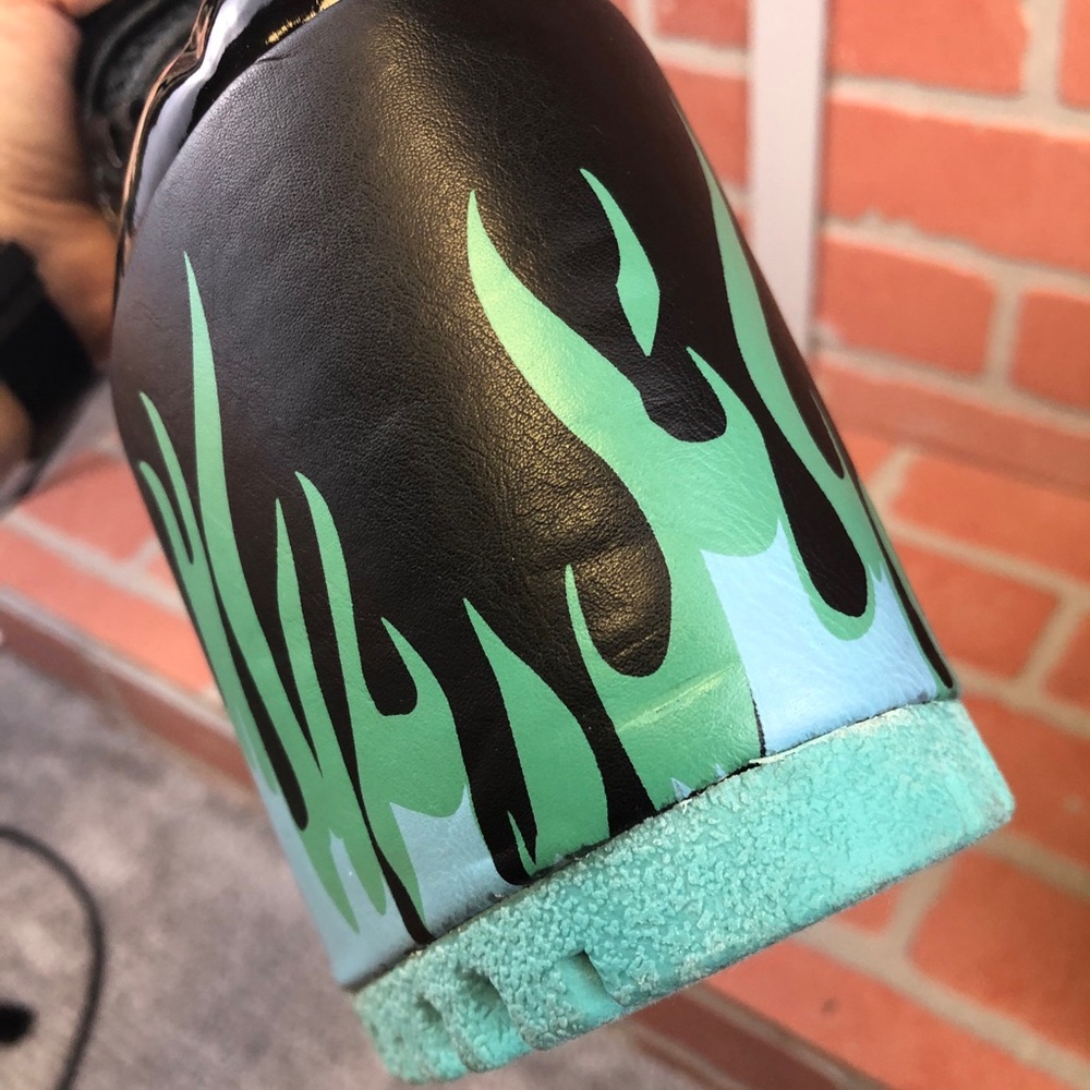 QOSMO Lo Black Heat - Mesh Black w Blue Flame - Picture 8 of 12